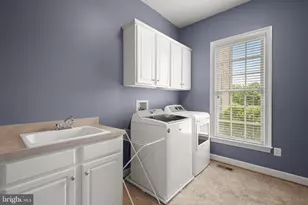 10130 Sycamore Hollow Ln, Germantown, MD 20876 - Photo 39