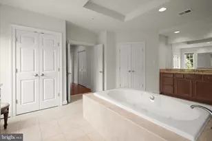 10130 Sycamore Hollow Ln, Germantown, MD 20876 - Photo 47
