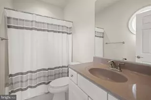 10130 Sycamore Hollow Ln, Germantown, MD 20876 - Photo 57