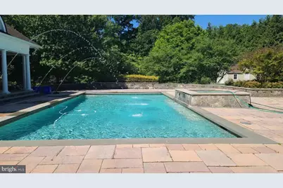 10130 Sycamore Hollow Lane, Germantown, MD 20876 - Photo 5