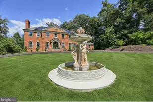 10900 Tara Rd, Rockville, MD 20854 - Photo 5