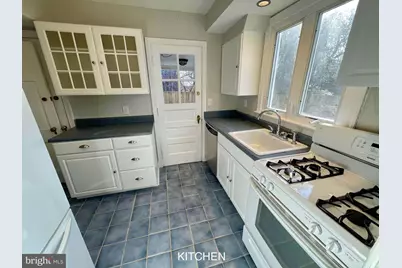 5528 Johnson Avenue, Bethesda, MD 20817 - Photo 9