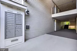 10021 Vanderbilt Cir, Rockville, MD 20850 - Photo 7