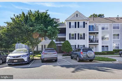 10021 Vanderbilt Circle #2, Rockville, MD 20850 - Photo 3