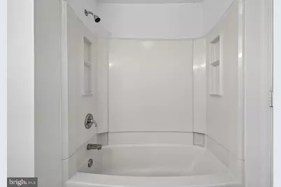 10021 Vanderbilt Circle #2, Rockville, MD 20850 - Photo 35