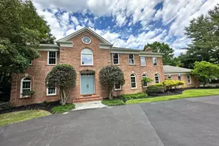 12324 Rivers Edge, Potomac, MD 20854 - Photo 3