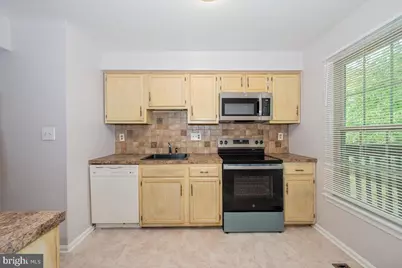 10113 Maple Leaf Drive, Montgomery Village, MD 20886 - Photo 15