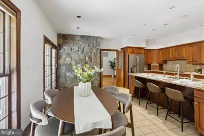 11720 Glen Court, Potomac, MD 20854 - Photo 19