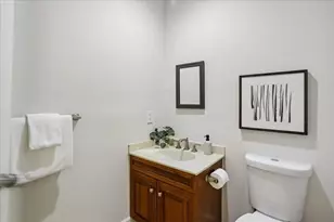 11720 Glen Ct, Potomac, MD 20854 - Photo 23