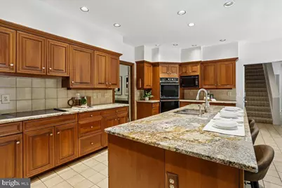 11720 Glen Court, Potomac, MD 20854 - Photo 21