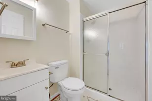 6 Pontiac Way, Gaithersburg, MD 20878 - Photo 39