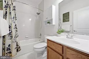 19848 Vaughn Landing Dr, Germantown, MD 20874 - Photo 29