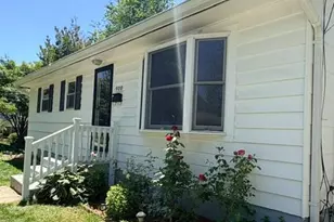900 Neal Dr, Rockville, MD 20850 - Photo 3