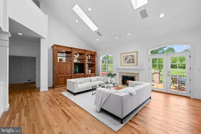 26 / 28 Beman Woods Court, Potomac, MD 20854 - Photo 5