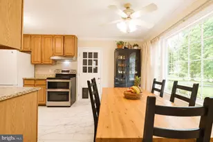 2518 Lindley Terrace, Rockville, MD 20850 - Photo 11