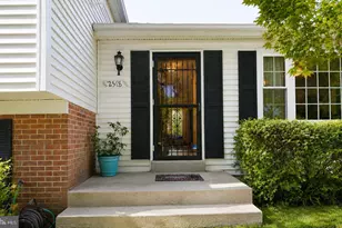 2518 Lindley Terrace, Rockville, MD 20850 - Photo 5