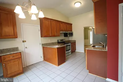 10052 Colebrook Avenue, Potomac, MD 20854 - Photo 5