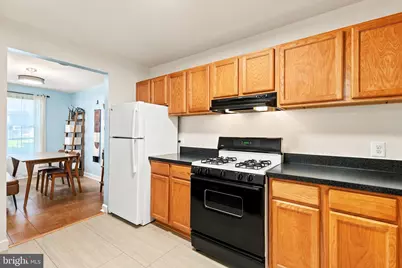 812 Quince Orchard Boulevard #T2, Gaithersburg, MD 20878 - Photo 13