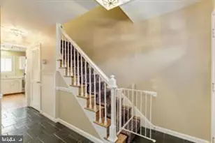 5042 Bradley Blvd, Chevy Chase, MD 20815 - Photo 9