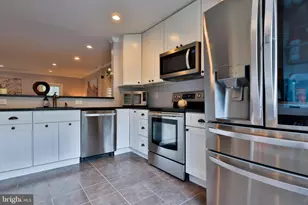 50 Cherry Bend Ct, Germantown, MD 20874 - Photo 7