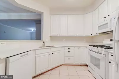 311 High Gables Drive #206, Gaithersburg, MD 20878 - Photo 13