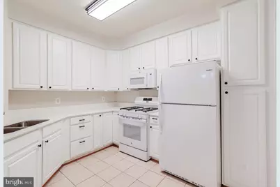 311 High Gables Drive #206, Gaithersburg, MD 20878 - Photo 11
