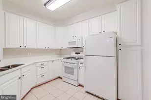 311 High Gables Dr, Gaithersburg, MD 20878 - Photo 11