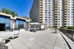 5225 Pooks Hill Rd, Bethesda, MD 20814 - Photo 59