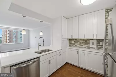 11801 Rockville Pike #807, Rockville, MD 20852 - Photo 3