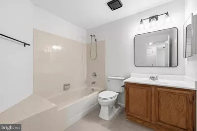 19832 Mayhill Terrace, Gaithersburg, MD 20879 - Photo 21