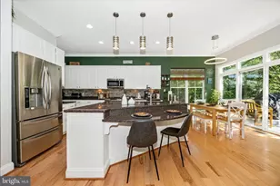 22405 Brook Point Way, Clarksburg, MD 20871 - Photo 9