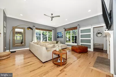 22405 Brook Point Way, Clarksburg, MD 20871 - Photo 17