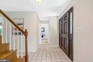 5125 Trailway Dr, Rockville, MD 20853 - Photo 9