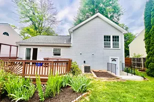 11616 Doxdam Terrace, Germantown, MD 20876 - Photo 3