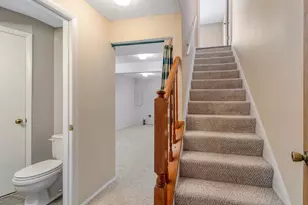 19130 Partridge Wood Dr, Germantown, MD 20874 - Photo 11