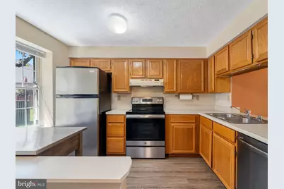 19130 Partridge Wood Drive, Germantown, MD 20874 - Photo 5