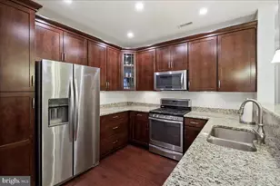 3910 Doc Berlin Dr, Silver Spring, MD 20906 - Photo 3