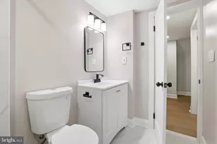 805 Langley Dr, Silver Spring, MD 20901 - Photo 29
