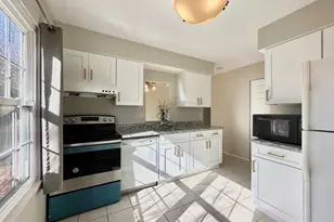 402 Carousel Ct, Gaithersburg, MD 20877 - Photo 9