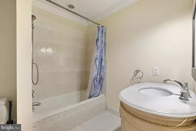 11426 Dorchester Lane, Rockville, MD 20852 - Photo 23