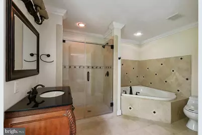 11426 Dorchester Lane, Rockville, MD 20852 - Photo 19