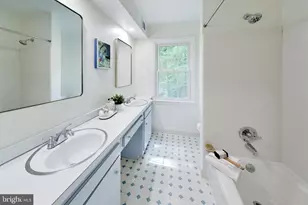4 Orchard Wy N, Rockville, MD 20854 - Photo 17