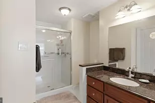 11201 Lake Breeze, North Potomac, MD 20878 - Photo 45