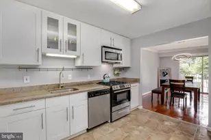 9039 Sligo Creek Pkwy, Silver Spring, MD 20901 - Photo 9