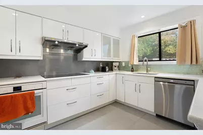 5351 Strathmore Avenue, Kensington, MD 20895 - Photo 11