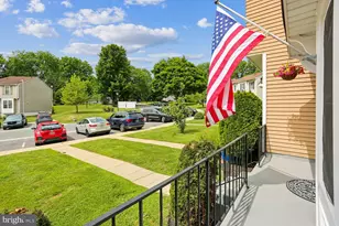 19322 Liberty Heights Ln, Germantown, MD 20874 - Photo 3