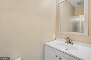 19322 Liberty Heights Ln, Germantown, MD 20874 - Photo 19