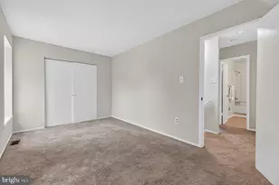 18926 Birdseye Dr, Germantown, MD 20874 - Photo 21