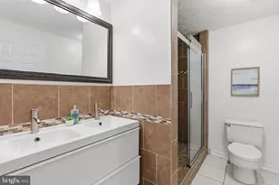 19048 Partridge Wood Dr, Germantown, MD 20874 - Photo 17