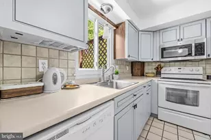 13013 Open Hearth Way, Germantown, MD 20874 - Photo 7